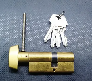 Cerradura, bombín TESA con 4 llaves 70mm 30mm+40mm