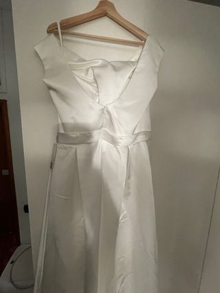 Vestido novia blanco satinado