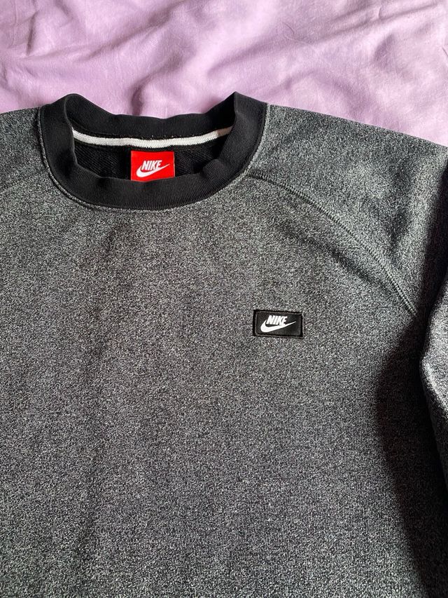 Sudadera Nike gris