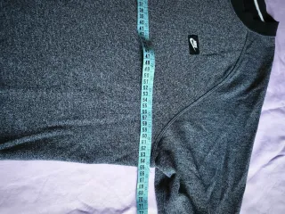 Sudadera Nike gris