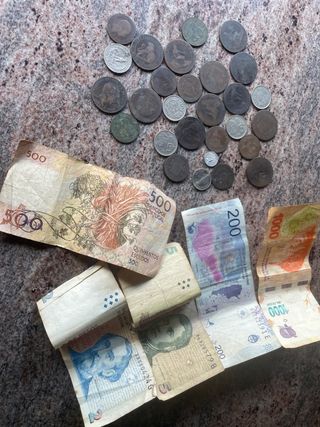 Monedas y billetes antiguos 