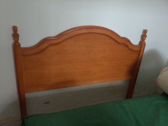 Cabecero madera cama 135cm