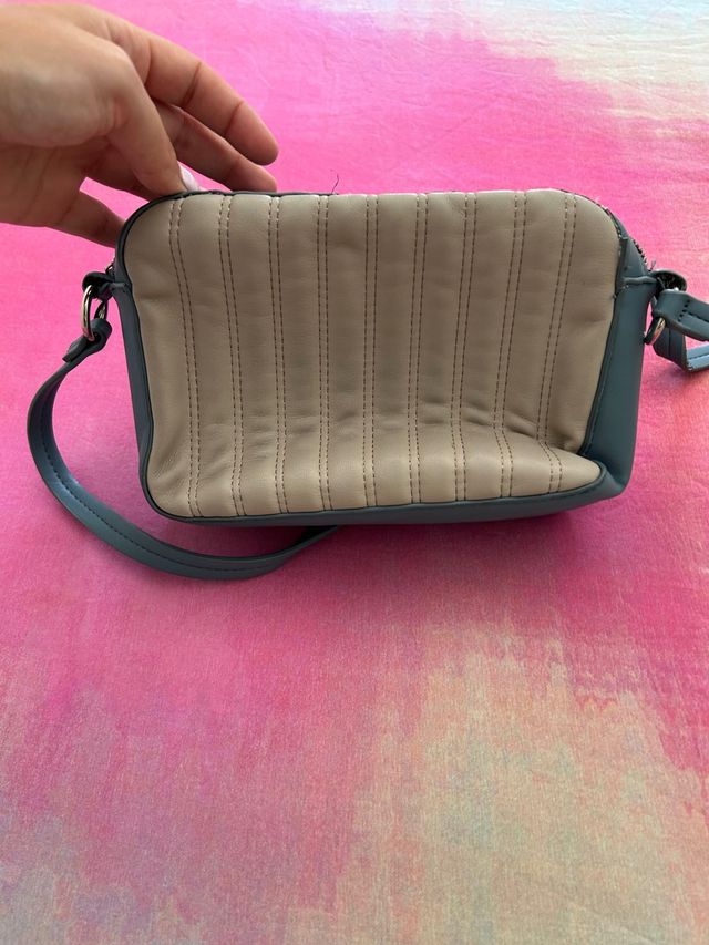 Bolso Parfois azul y beige