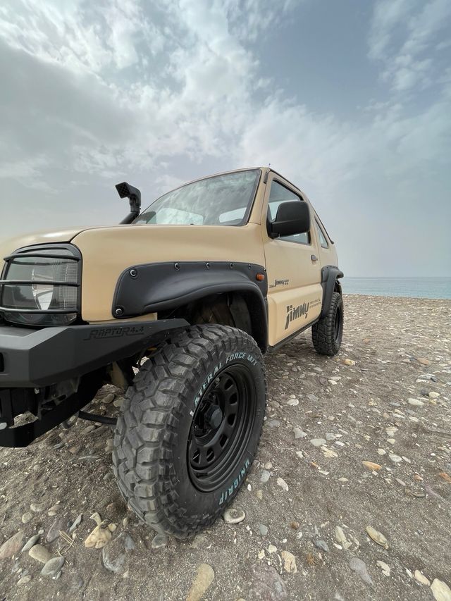 Suzuki Jimny 2004
