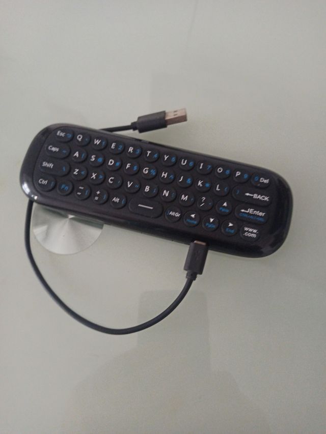Mando universal TV QWERTY