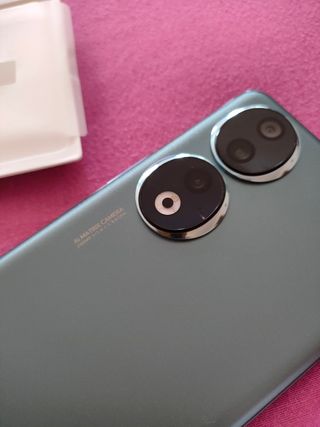 12 RAM + 512 GB 
200 MP / HONOR 90 5G 