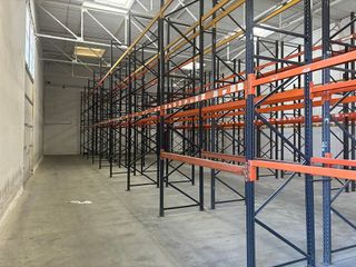 Nave industrial en alquiler en Lavadores en Vigo