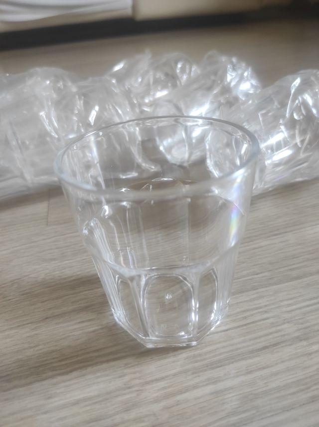8 Vasos plástico transparente