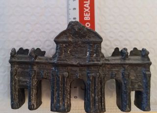 Puerta de Alcalá miniatura plomo