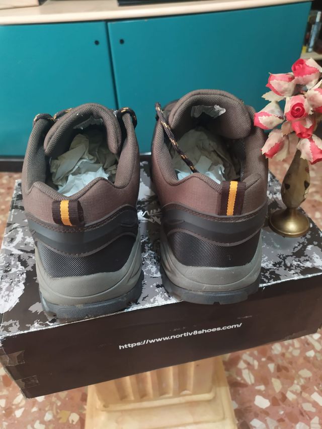 Zapatillas Nortiv8 Senderismo y montaña Marrón 42