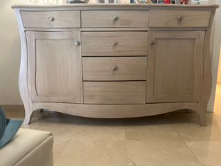 Aparador madera vintage beige