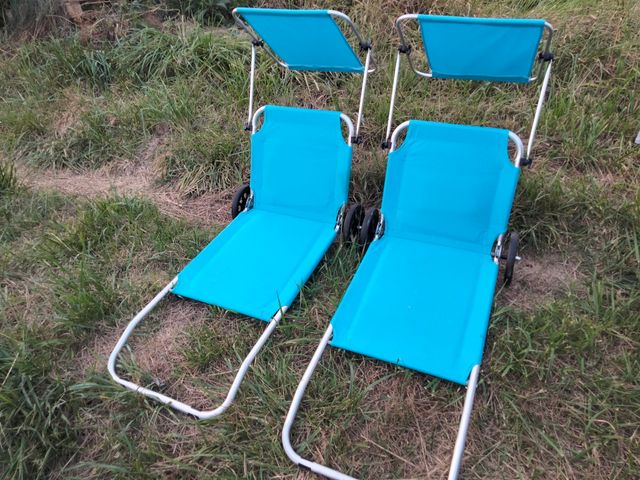 2 Tumbonas playa con sombrilla