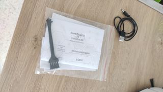 Robot aspirador blanco