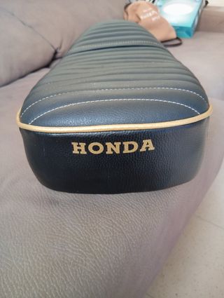 Asiento Dax replica 5.5L moto