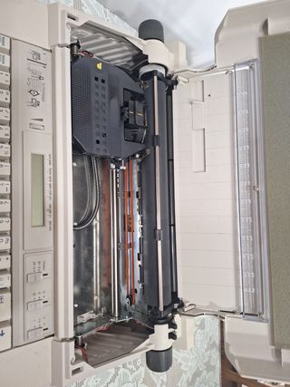 Máquina de escribir Olivetti CT 606