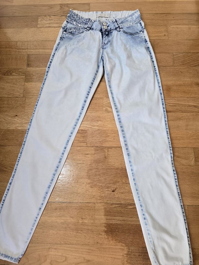 Vaqueros de mujer mujer. Talla xs. 2 EUROS