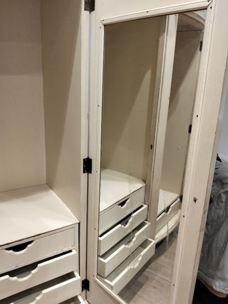 Armario vintage madera beige-dorado