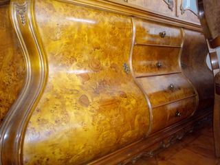 Credenza antica in radica di noce