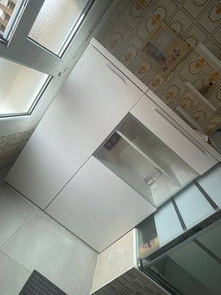 Mueble recibidor blanco