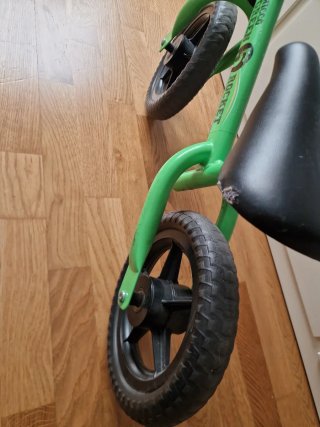 Bicicleta sin pedales Chicco Green 5 Rocket