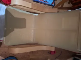 Silla infantil IKEA con funda dinosaurios