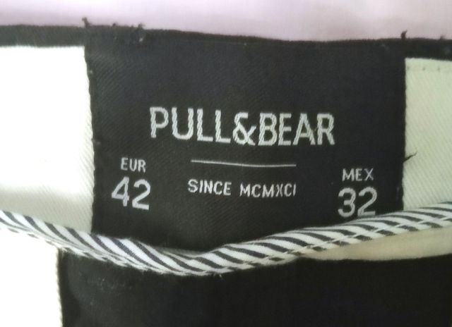 Pantalón corto Pull & Bear negro, 42, hombre