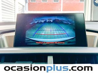 Lexus NX 300h Business Navigation 2WD 145 kW (197 CV)