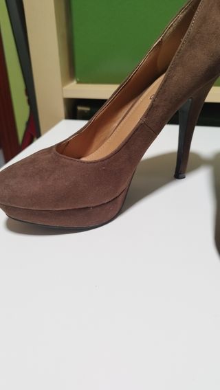 Zapatos Shana tacón - Marrón