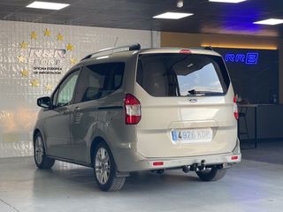 Ford Tourneo Courier 