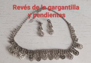 Gargantilla brillante plateada