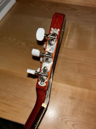 Guitarra clásica Alhambra 1C