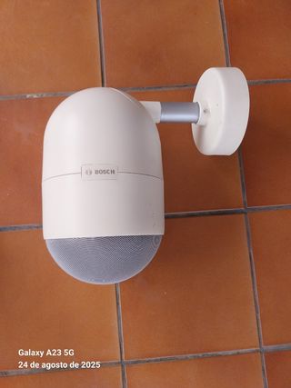 Altavoces Bosch - 2 unidades 100w, 10v ; 80€ los 2