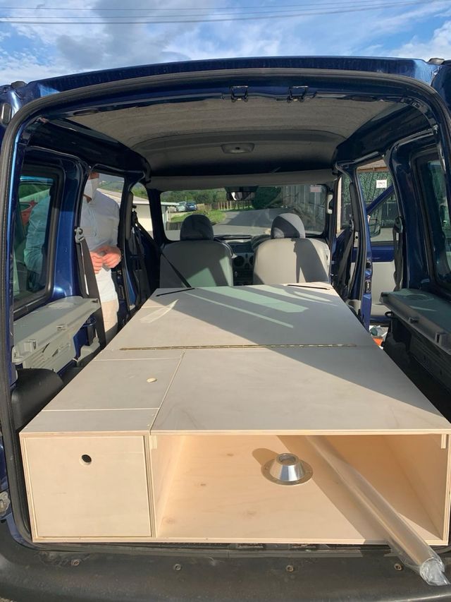 Camperización para furgoneta pequeña