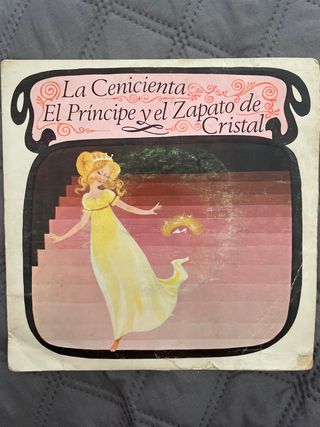 La Cenicienta - Cuento Infantil.
