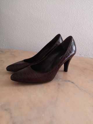 Zapatos tacón mujer marrón