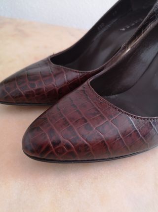 Zapatos tacón mujer marrón