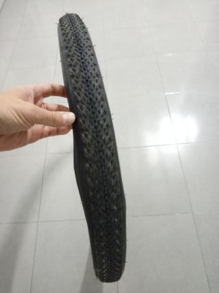 Cubierta Giant Crosscut 40/700 Gravel