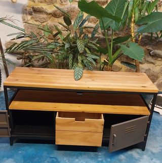 Mueble aparador TV industrial madera metal