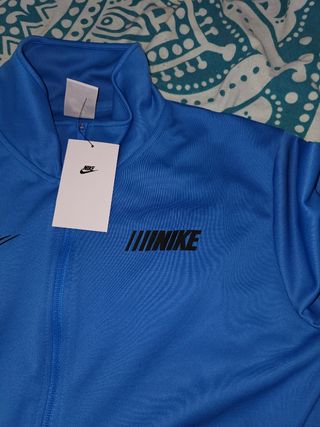 Chaqueta Nike azul talla M
