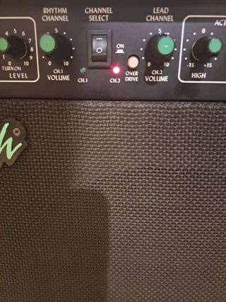 Amplificador AXtech VM310C 2 canales.