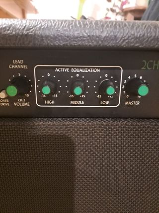 Amplificador AXtech VM310C 2 canales.