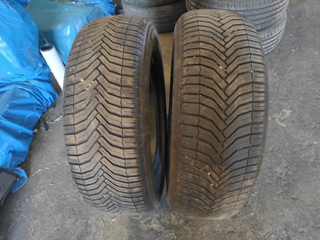 juego de 2 neumáticos 235/65R17, año 2022.