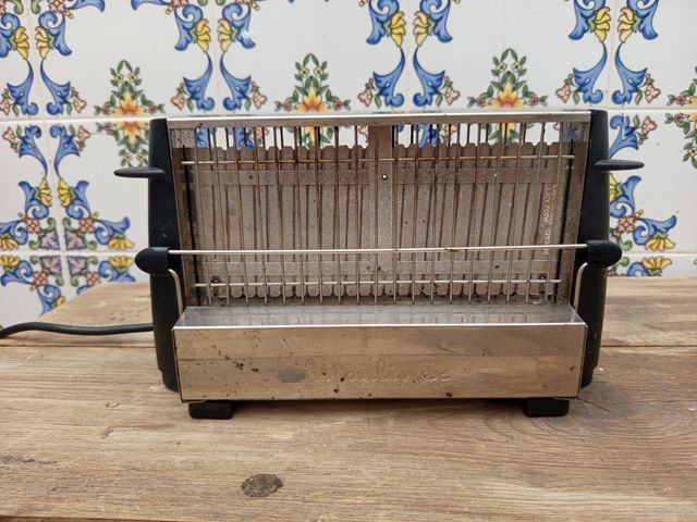Tostador Moulinex antiguo