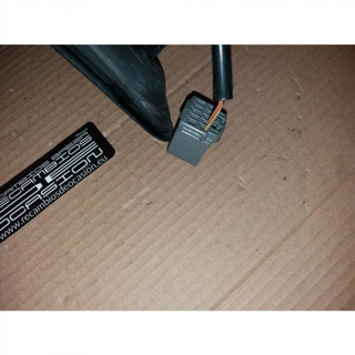 Retrovisor izquierdo Ford Mondeo II Hatchb