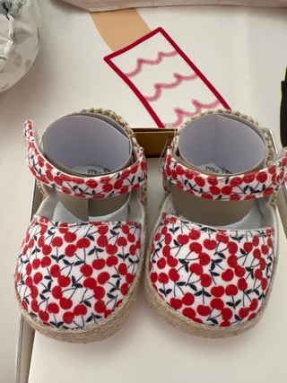 Zapatos bebé niña - cerezas rojas