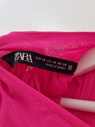 Blusa Zara fucsia lazada trasera, talla XS