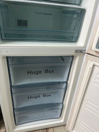 Nevera Haier - 2 puertas No Frost