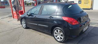 Peugeot 308 2010