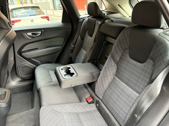 Volvo XC60 2.0 B4 D Core auto