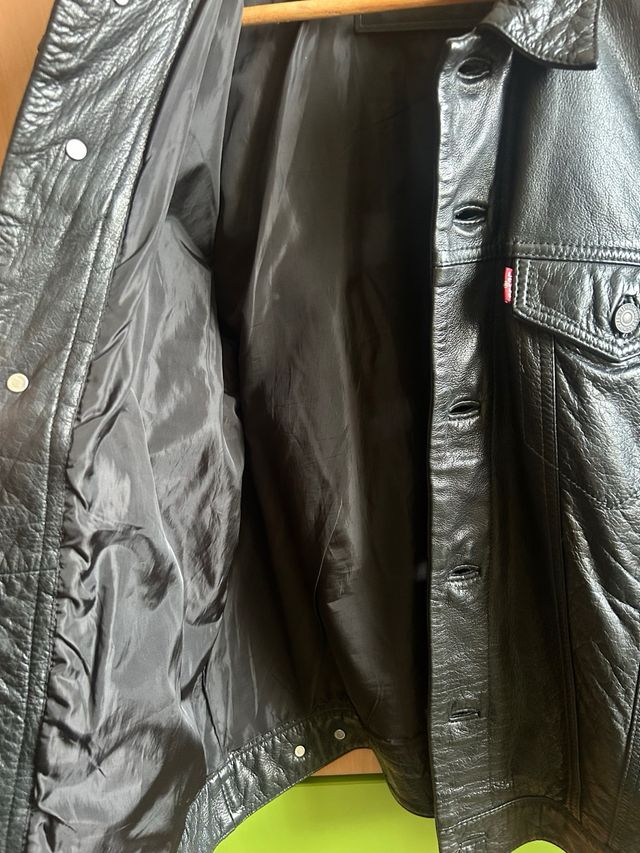 Chaqueta Levi's piel negra talla M